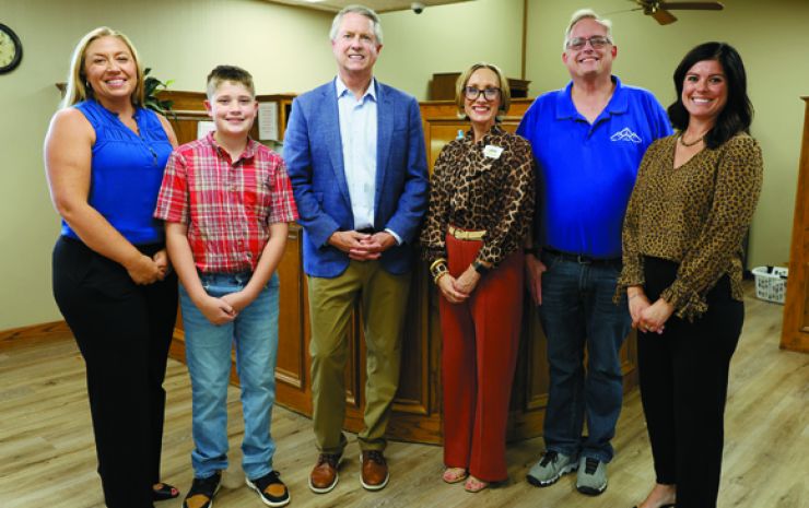 Marshall visits Liberal on rural tour
