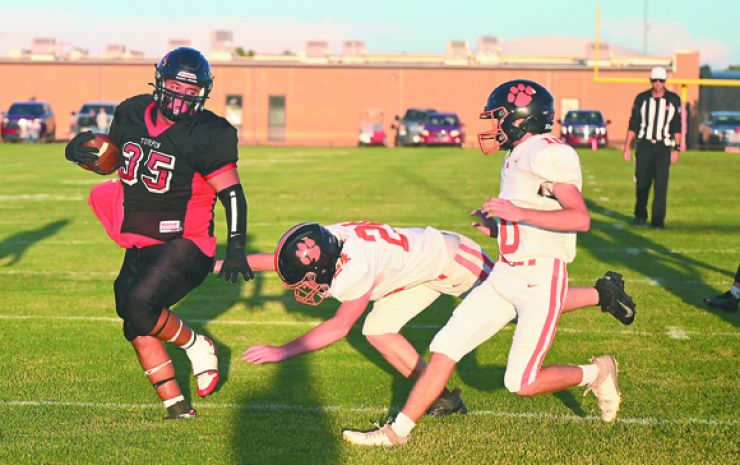 No. 4 Turpin cruises past Canton, 52-6
