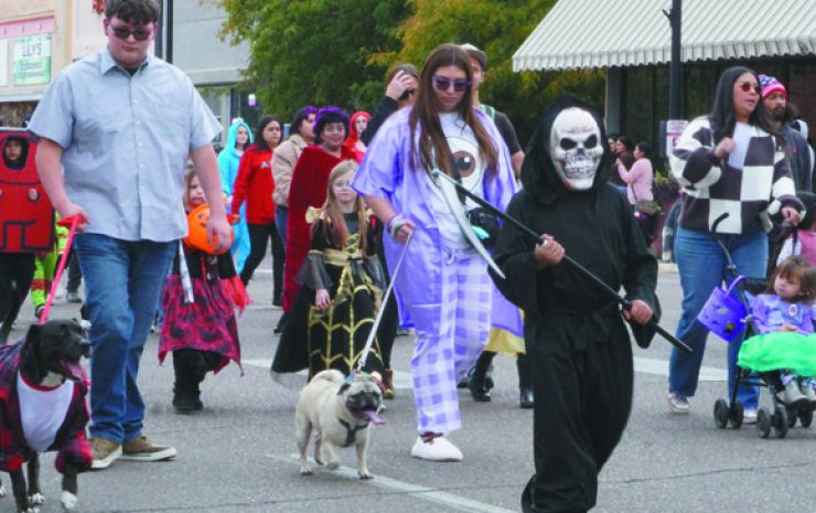 Pets and spooks to take over Kansas Ave. Oct. 30