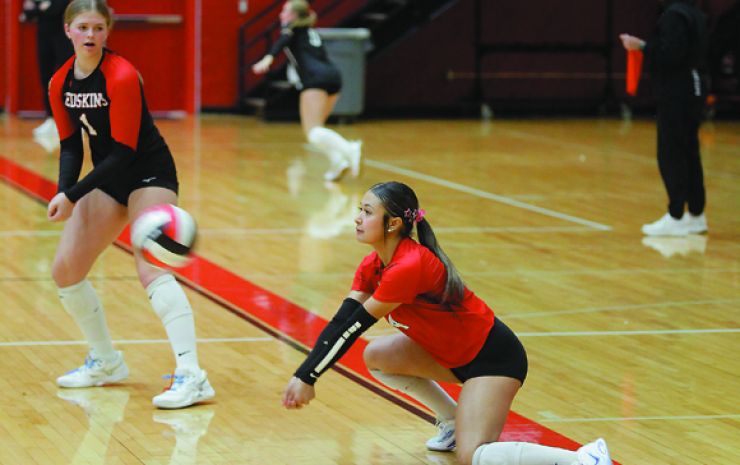 Lady Redskins struggle at home quad