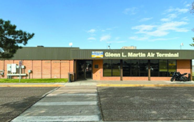 Liberal airport receives federal grant