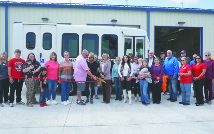 City cuts ribbon on new bus facility