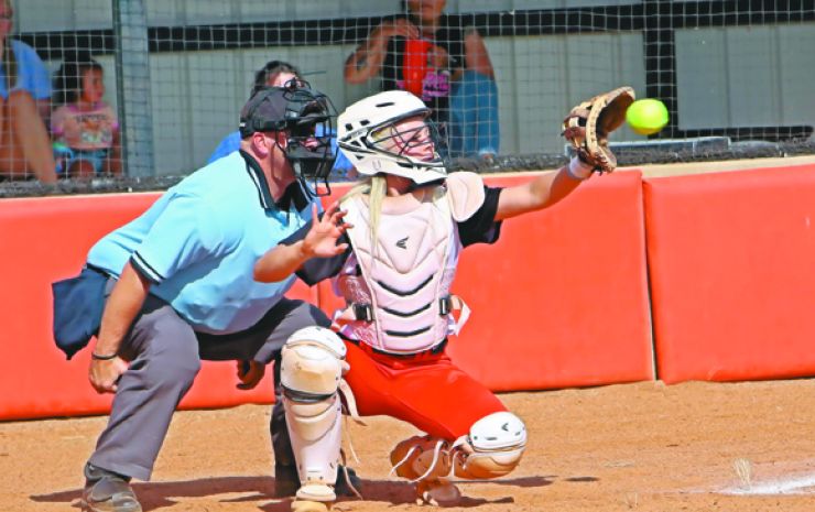 Lady Redskins sweep Dodge in regular season finale