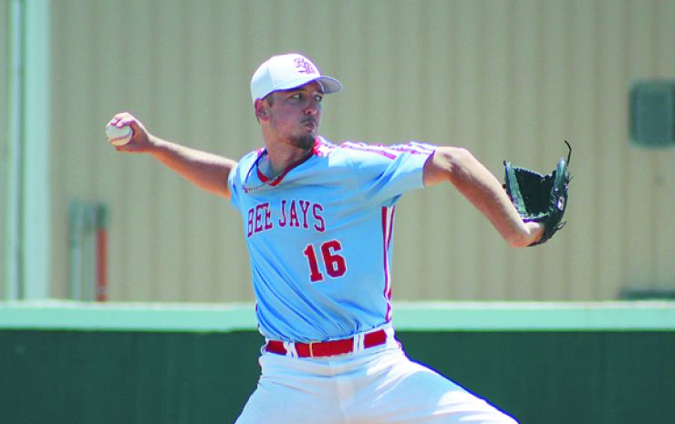 Bee Jays squeeze in two wins around weekend rains to start 2-0
