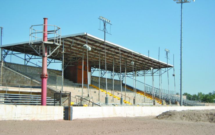 Workers prep fairgrounds