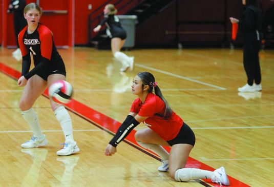 Lady Redskins struggle at home quad
