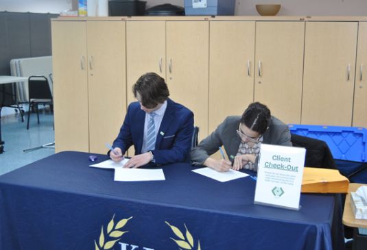 Kansas Legal Services hosts expungement clinic