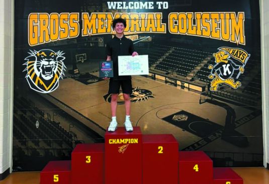 Osborn takes first at District meet