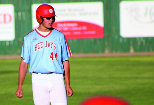 Bee Jays overcome errors in 20-13 win