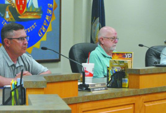 Warden defends claims of ‘massive’ turnover at county